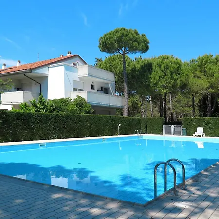 Parco Hemingway-37 By Interhome